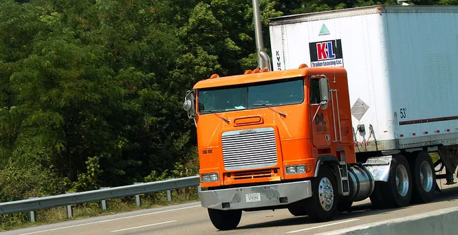 Почему американские и европейские грузовики такие разные?